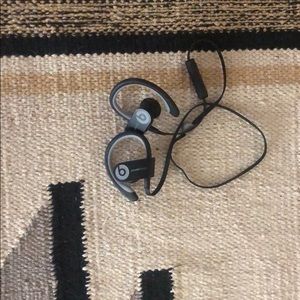 Wireless beats earbuds